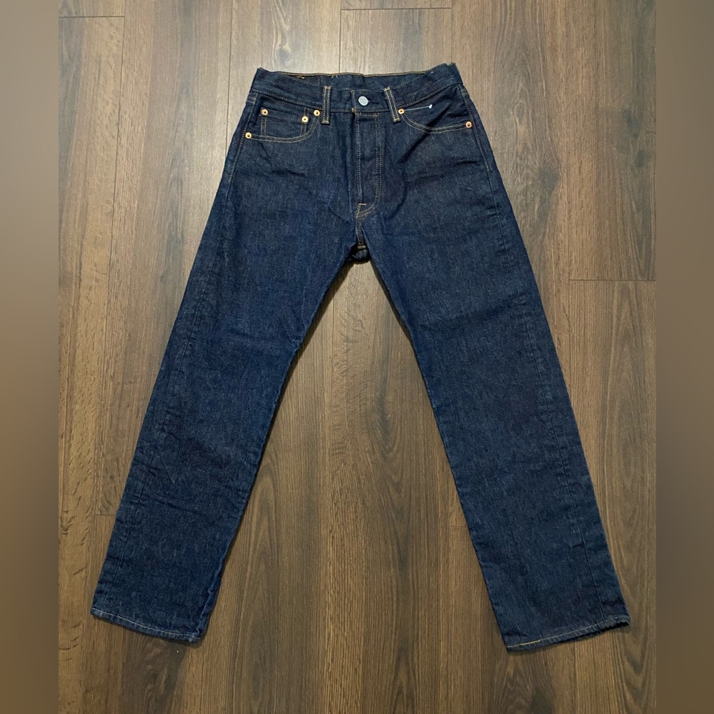 Like New Men’s Levi’s 501 Dark Wash Jeans Shrink to Fit